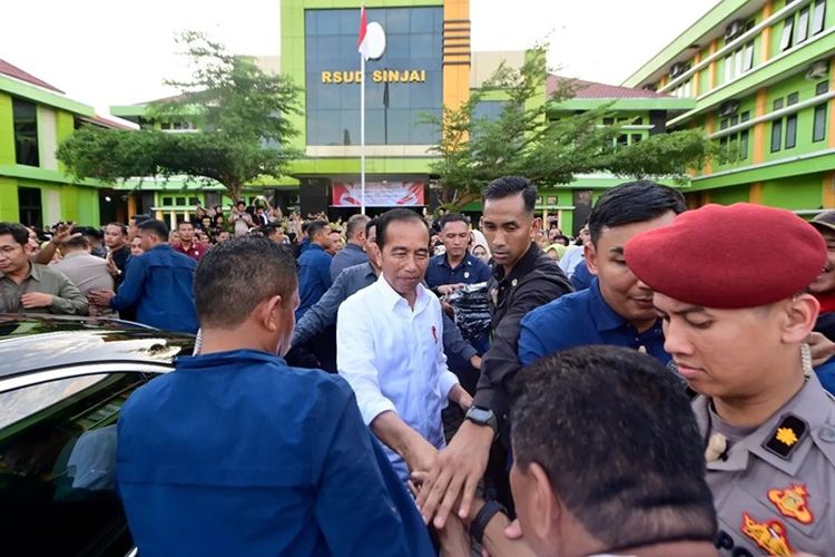 Jokowi Tanggapi Pemecatan Hasyim Asy’ari: Keppres Belum Masuk ke Meja Saya