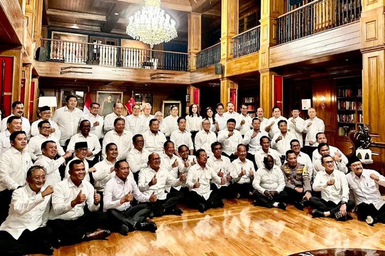 Mengintip Pembekalan 59 Calon Menteri Prabowo di Hambalang: Bentuk Soliditas Tim  Hadapi Geopilitik hingga Isu-Isu Kerakyatan