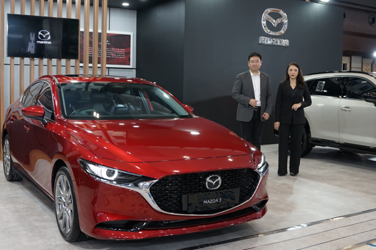 Hadir di GIIAS Semarang 2024, Mazda Pamerkan Koleksi 7G: Performa Superior dan Desain Elegan Jadi Ciri Khas