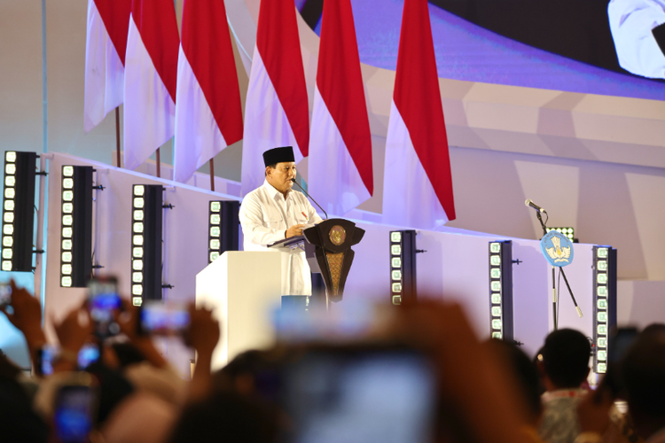 Prabowo Umumkan Kenaikan Gaji Guru ASN hingga Honorer Disambut Bahagia, Simak Janji Sang Kepala Negara