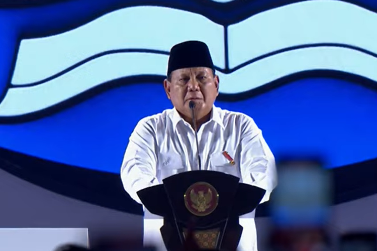 Momen Presiden Prabowo Menangis Bicara Soal Kesejahteraan Guru di HGN 2024: Kami akan Upayakan Terus