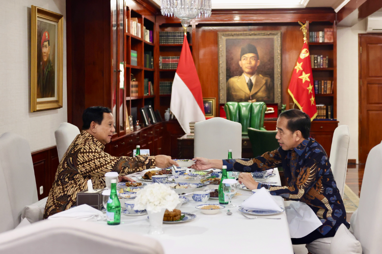 Jokowi Kunjungi Prabowo di Kertanegara: Temu Kangen Sambil Santap Malam 