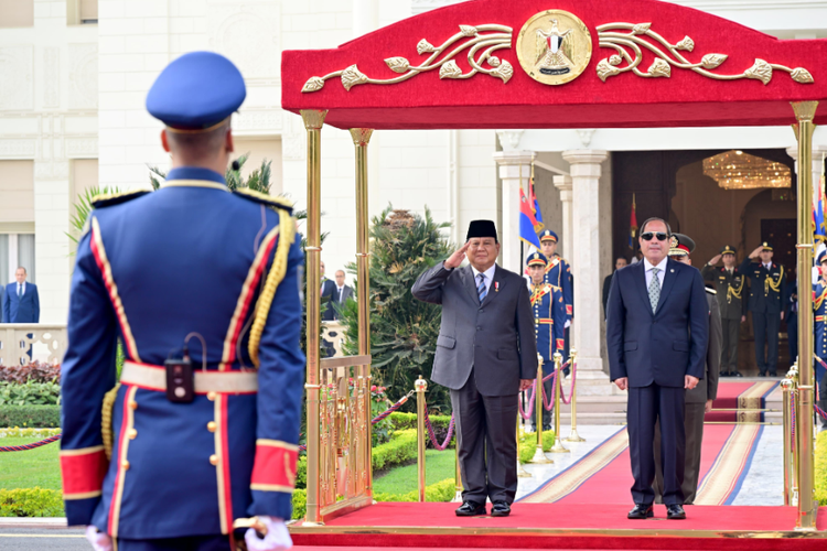 Presiden Prabowo Tiba di Istana Kepresidenan Al Ittihadiya Mesir Disambut Upacara Kenegaraan