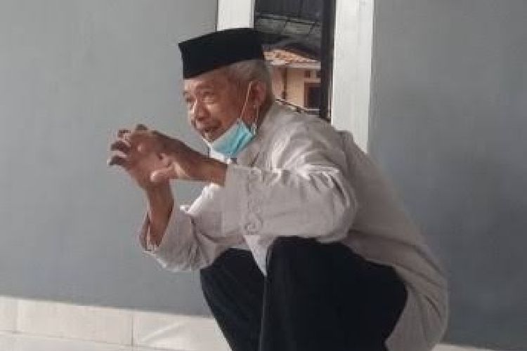 Abah Jamhari Cilegon, Pewaris Jurus Silat Berru Sakti dan Golok Pusaka dari Banten