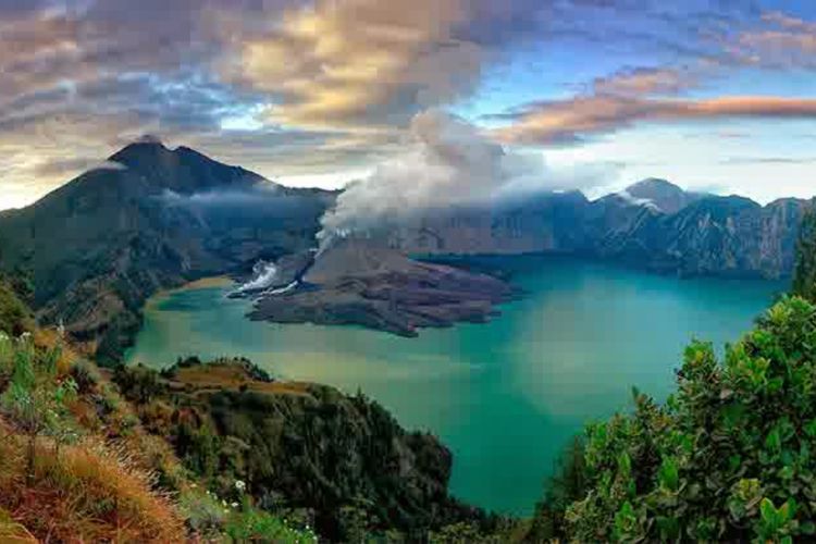 Daftar 10 Danau Tertinggi di Indonesia: 2 Diantaranya Ada di Jambi