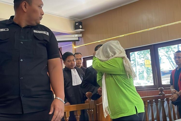 Sidang TPPU: Anak Helen Bantah Terima Dana Narkotika, Akui Gunakan Uang di Rekening untuk Judi Online