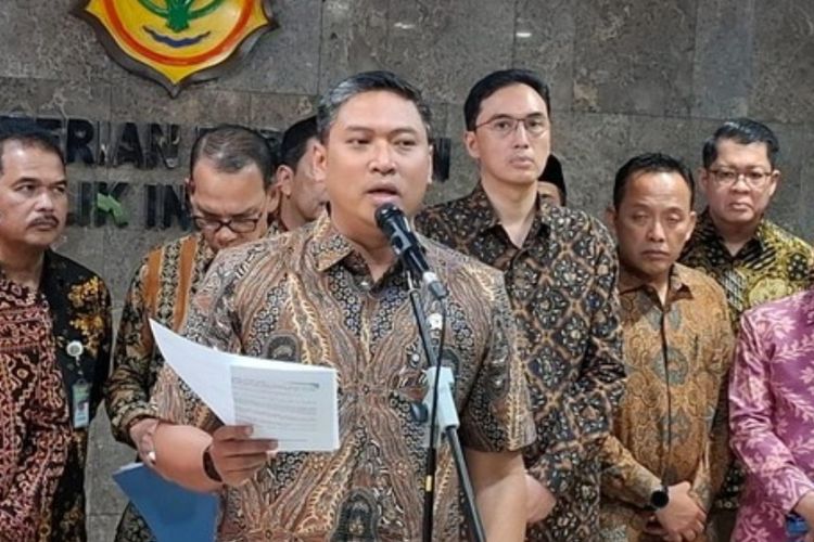 Wamentan Minta Pemda dan Disbun Perketat Pengawasan Pabrik Sawit yang Beli TBS di Bawah Ketentuan