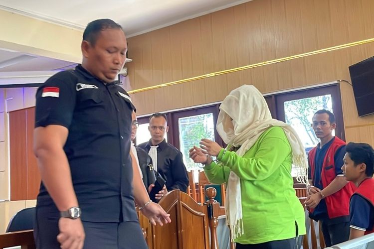 Jejak Uang Helen Terkuak: Transfer Jumbo Terungkap di Sidang TPPU, Saksi Akui Terima Miliaran Rupiah