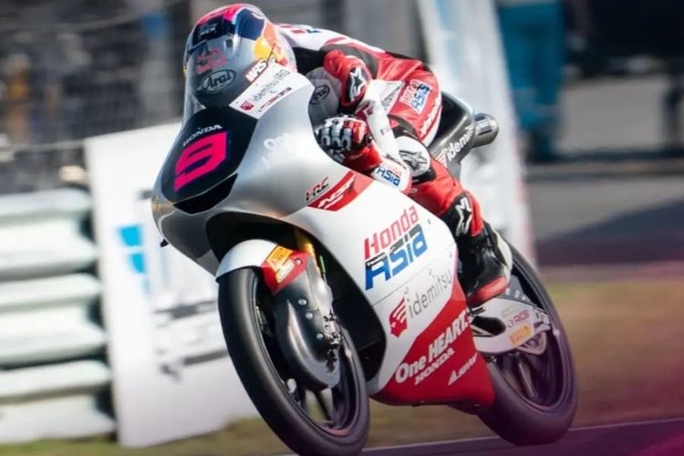 Veda Ega Pratama Menggila! Dari Posisi 23 ke Tercepat di Practice Moto3 Jerman 2026, Langsung Lolos ke Q2