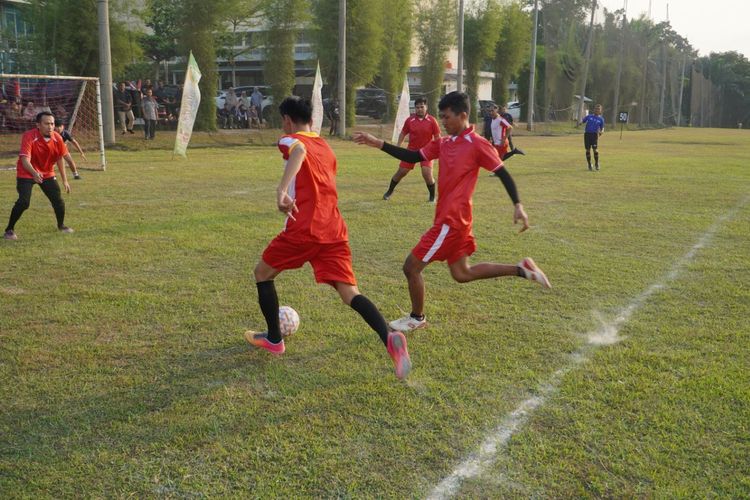 Merah Putih Berkibar, UMKM Binaan Hingga Donor Darah Semarakkan HUT RI ke-81 di PTPN IV Regional IV