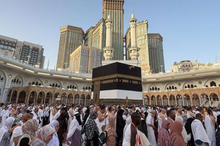 Daftar Tunggu Haji Jadi 14 Tahun: Kemenhaj Temukan 400 Ribu Data Invalid dari 5,7 Juta Data Jemaah
