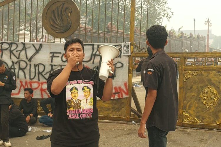 Mahasiswa Beri Ultimatum 5 Hari, Jambi Harus Bebas Asap atau Gubernur Mundur