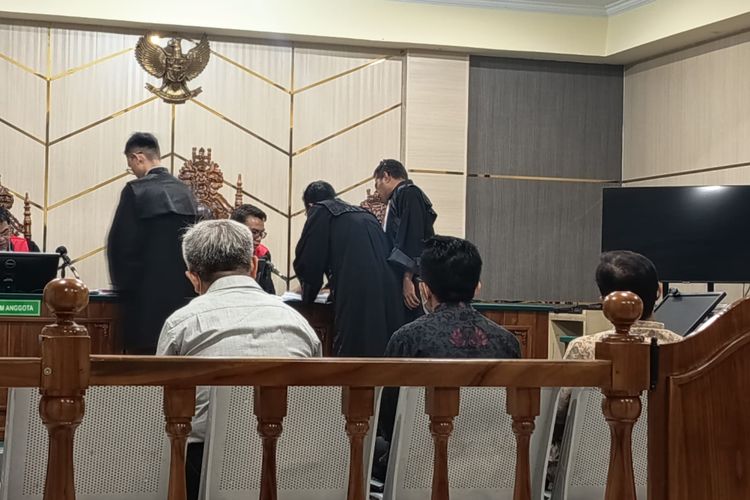 Sidang Korupsi PDAM Tirta Mayang: Audit BPKP Dipersoalkan, Jaksa Tak Bergeming