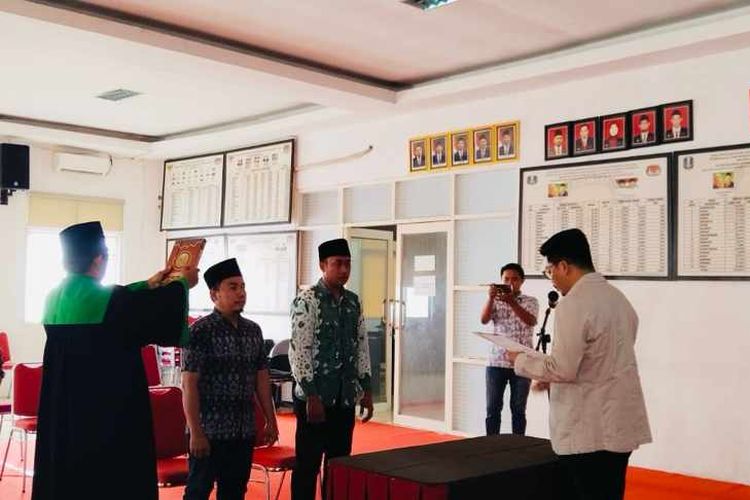 Karena Tidak Netral dan Berani Nayatakan Dukung Paslon Calon Bupati, KPU Bangkalan Ganti Ketua dan Anggota PPS di Kecamatan Blega