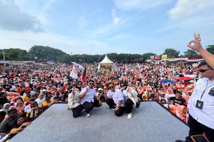 Menuju Kemenangan, Seperti Ini Kemeriahan Kampanye Akbar Paslon Wali Kota dan Wakil Wali Kota Tegal Nomor 3 Faruq - Ashim