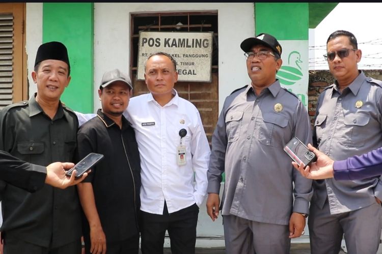 Komisi III DPRD Bersama DPUPR Kota Tegal Tinjau Saluran Air Atasi Banjir Rob di Pondok Martoloyo