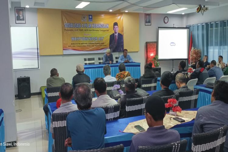 Sosialisasi Empat Pilar Kebangsaan di Slawi, Wahyudin Noor Aly Tekankan Persatuan Bangsa