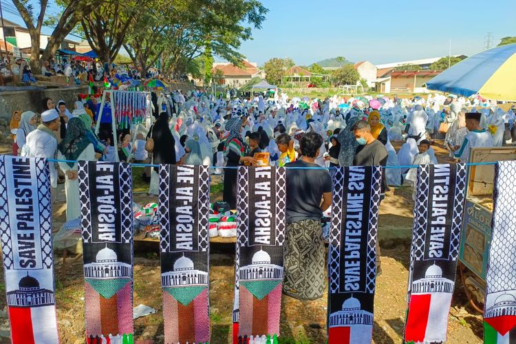 Sisi Lain Pedagang Atribut Berbau Palestina