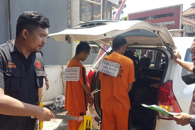 64 Adegan Pembunuhan Sopir Taksi Online Pesan di Jakarta Dibunuh di Bogor Buang Mayat di Sukabumi
