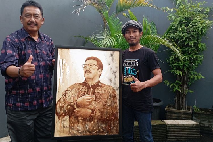 Nay Sunarya Seniman Viral Pelukis Jelaga Dukung Asep Japar Jadi Bupati Sukabumi