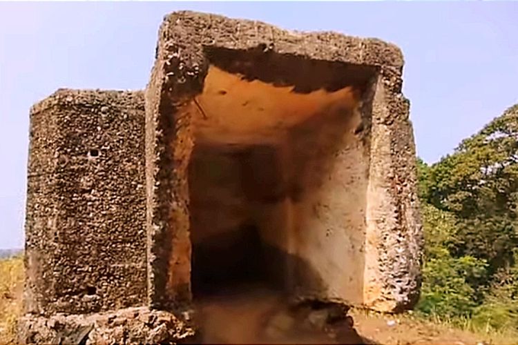 Bunker Waluran Bukti Pendudukan Jepang di Sukabumi Pada Perang Dunia 2