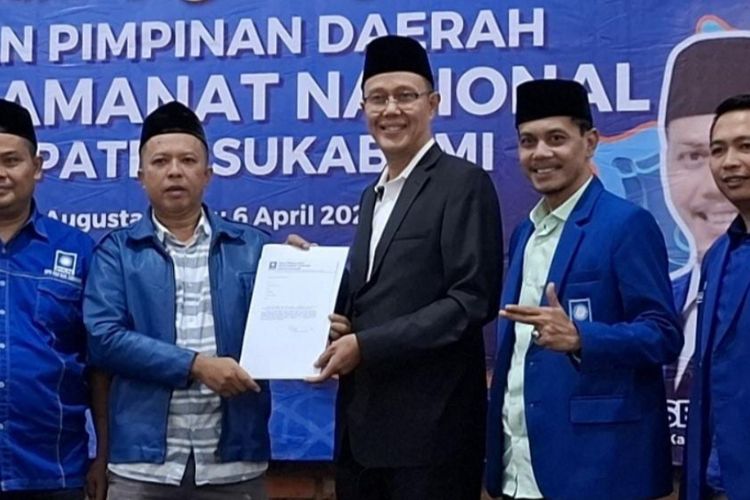 Sah! Ayep Zaki Daftar Calon Wakil Bupati di Pilkada Kabupaten Sukabumi ke Partai Amanat Nasional 