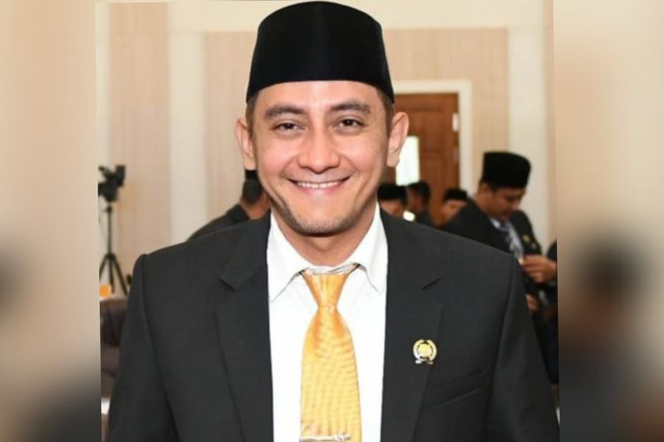 Deni Gunawan : Sinergitas Relawan dan Partai Golkar Jadikan Asep Japar Bupati Sukabumi 2024-2029
