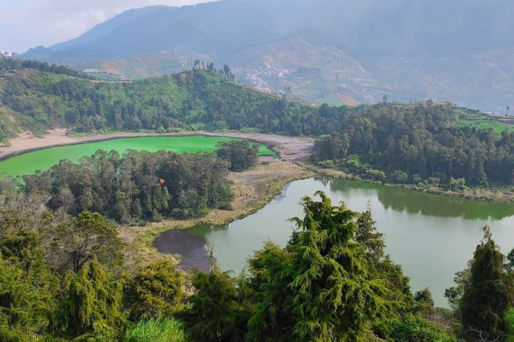 Menikmati Pesona Batu Pandang Ratapan Angin, Surga Kecil dari Ketinggian Dieng