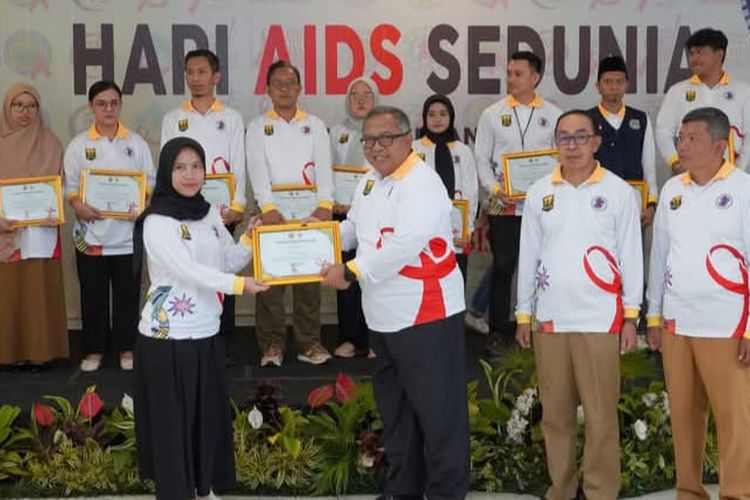Peringati Hari AIDS Sedunia 2024, Bupati Sukabumi Ajak Bersama Tangani HIV/AIDS