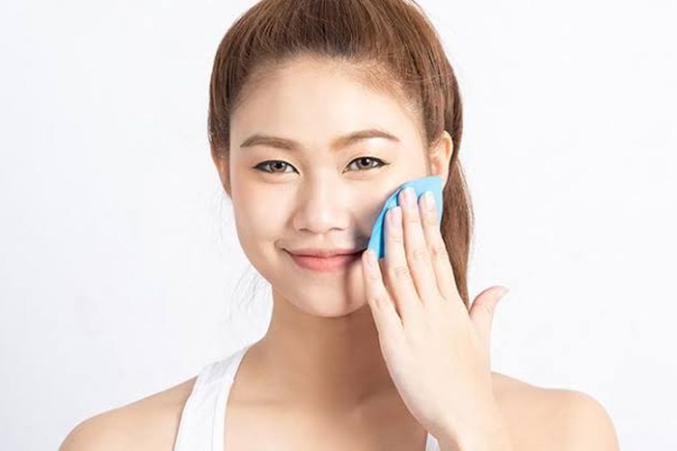 Mengenal Penyebab Kulit Berminyak dan Cara Mengatasinya