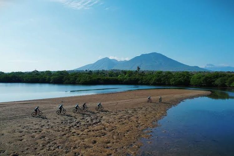 Pantai Bilik, Permata Tersembunyi di Ujung Timur Jawa Timur