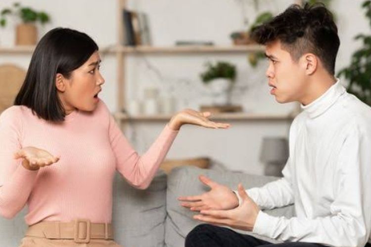 6 Langkah Tepat Menyikapi Pasangan yang Selingkuh