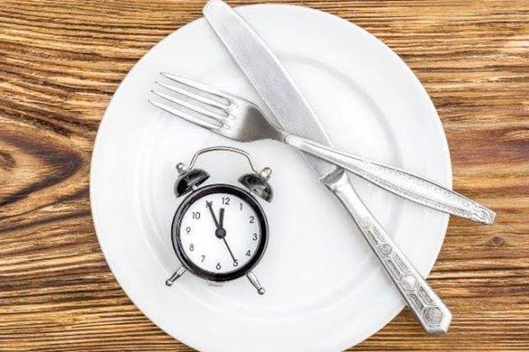 Hukum Melaksanakan Puasa Qadha dan Tata Cara Membayarnya