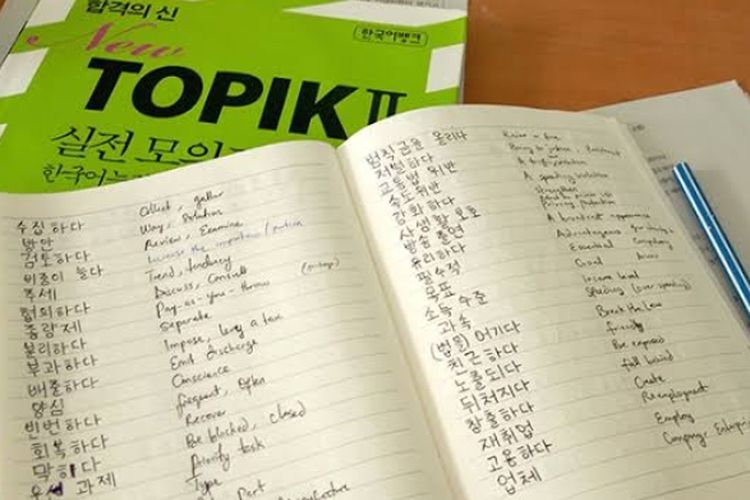 Level Up Bahasa Korea-mu dengan 3 Tips Ampuh Ini!