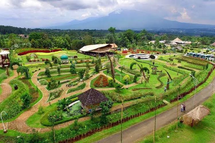 3 Spot Wisata di Kawasan Gunung Gede yang Miliki Ragam Keseruan