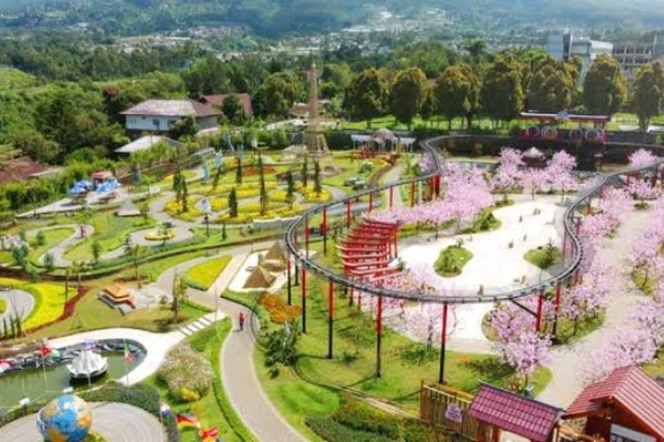 Jelajahi Wisata Dunia dalam Satu Hari? MiniMania Lembang Juaranya