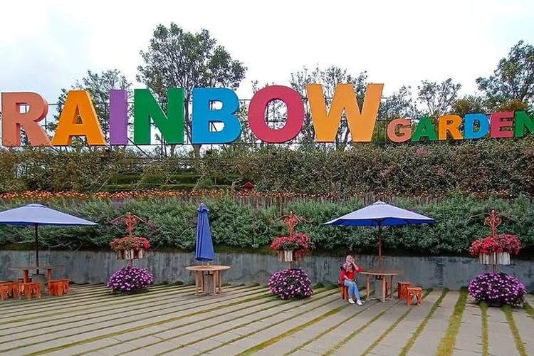 Rainbow Garden Lembang, HTM Murah dengan Keseruan Berlimpah