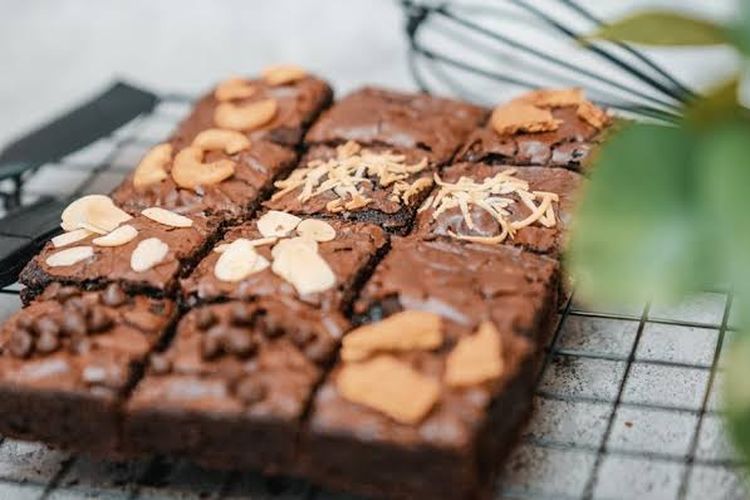 Masak Mudah Hari Ini : Resep Membuat Fudgy Brownies, Kelezatan Cokelat yang Meleleh di Mulut