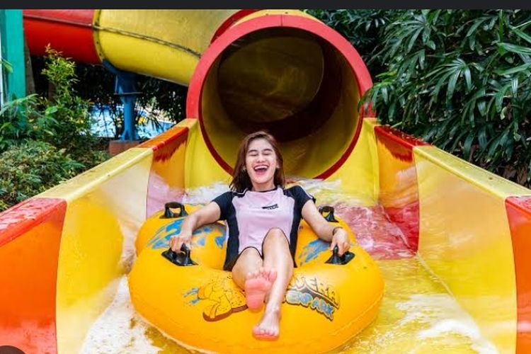 Keseruan Wisata Wahana Transera Waterpark Bekasi, Cocok Ajak Keluarga