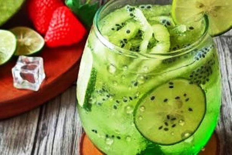 Masak Mudah  Hari Ini: Resep Membuat Es Kuwut Blewah untuk Buka Puasa