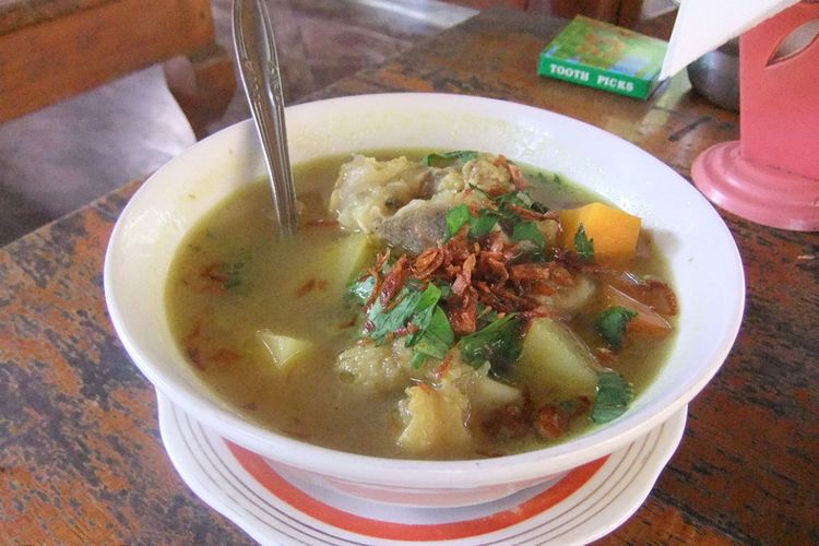 Masak Mudah Hari Ini: Resep Membuat Sop Kikil yang Bikin Ketagihan