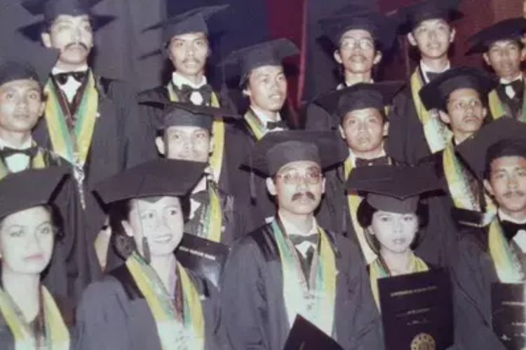 Ijazah Jokowi Diduga Palsu, Pihak UGM Angkat Bicara