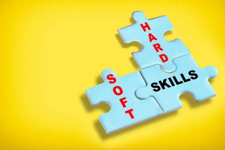 Mana yang Lebih Penting, Soft Skill atau Hard Skill?