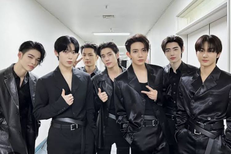 ENHYPEN Guncang Panggung Coachella 2025 di Minggu Pagi yang Panas!