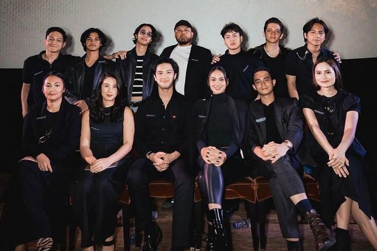 Sukses Gemparkan Pecinta Film Bioskop, Ini Para Bintang Film Pengepungan di Bukit Duri