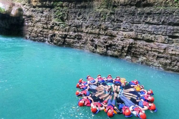 Menjelajahi Wisata Cukang Taneuh, Keindahan Tersembunyi di Jantung Pangandaran