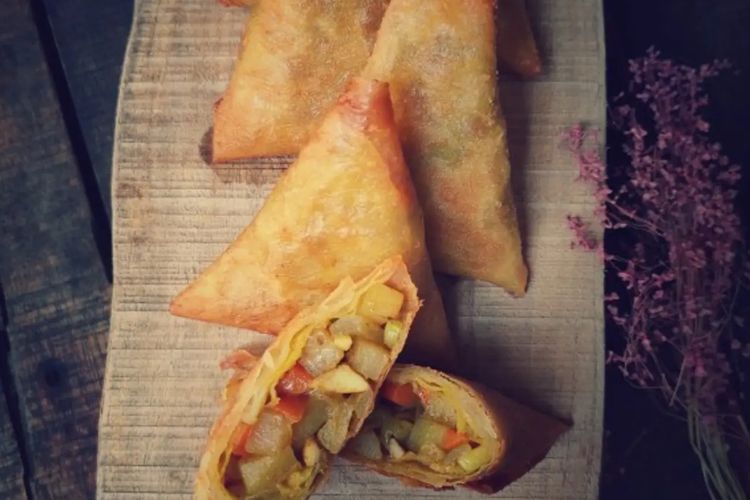 Resep Sederhana Membuat Samosa Sayur, Camilan Istimewa