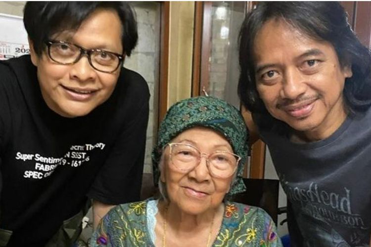 Tak Hanya Slank Armand Maulana Juga Turut Berduka, Ungkapkan Bunda Iffet Sudah Seperti Ibu Kandungnya
