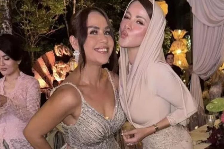 Olla Ramlan Buat Geger Netizen dengan Gaya Hijabnya di Cara Resepsi Luna Maya