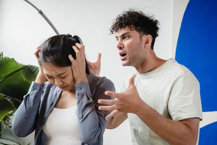 Jangan Diam! Ini 5 Strategi Menghadapi Pasangan Agresif demi Kebaikan Anda